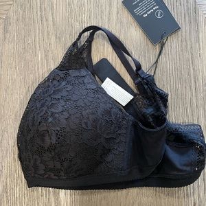 Knix lace deep V bra size large